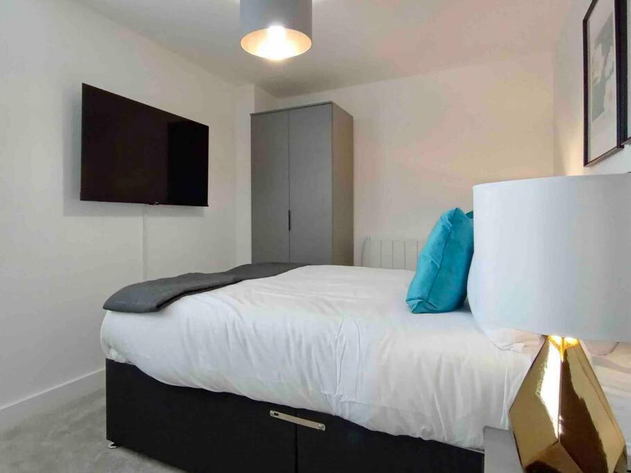 Luxury 2 Bed 2 Bath Flat Near Old Trafford Διαμέρισμα Μάντσεστερ Εξωτερικό φωτογραφία
