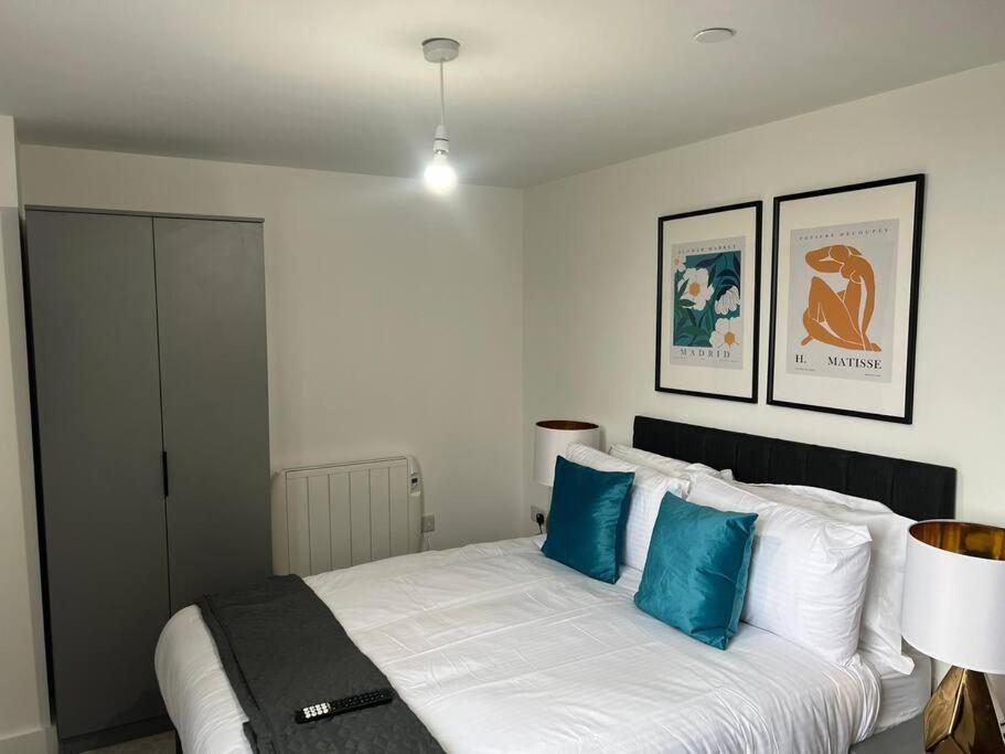 Luxury 2 Bed 2 Bath Flat Near Old Trafford Διαμέρισμα Μάντσεστερ Εξωτερικό φωτογραφία
