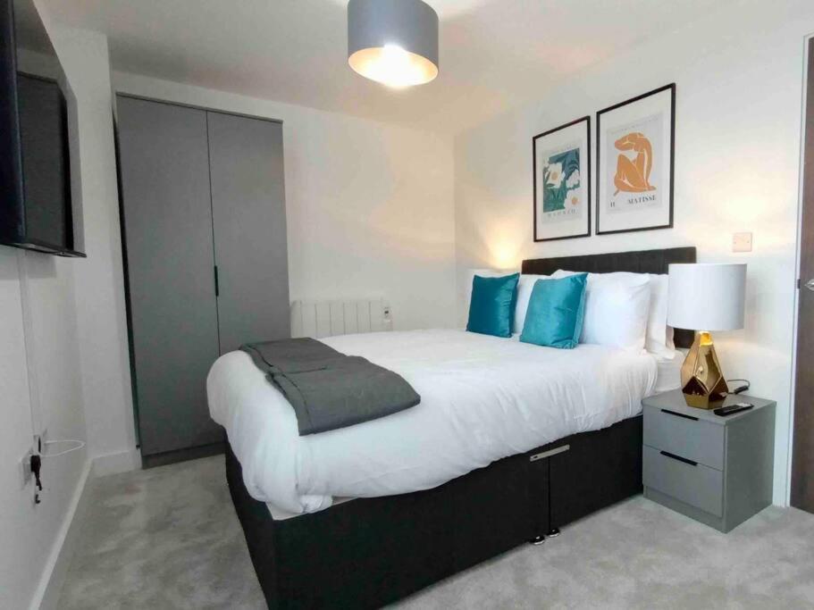 Luxury 2 Bed 2 Bath Flat Near Old Trafford Διαμέρισμα Μάντσεστερ Εξωτερικό φωτογραφία